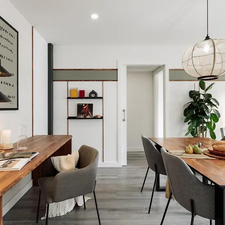 Апартаменты Aliga - 3 Bedroom And Pool In Les Corts